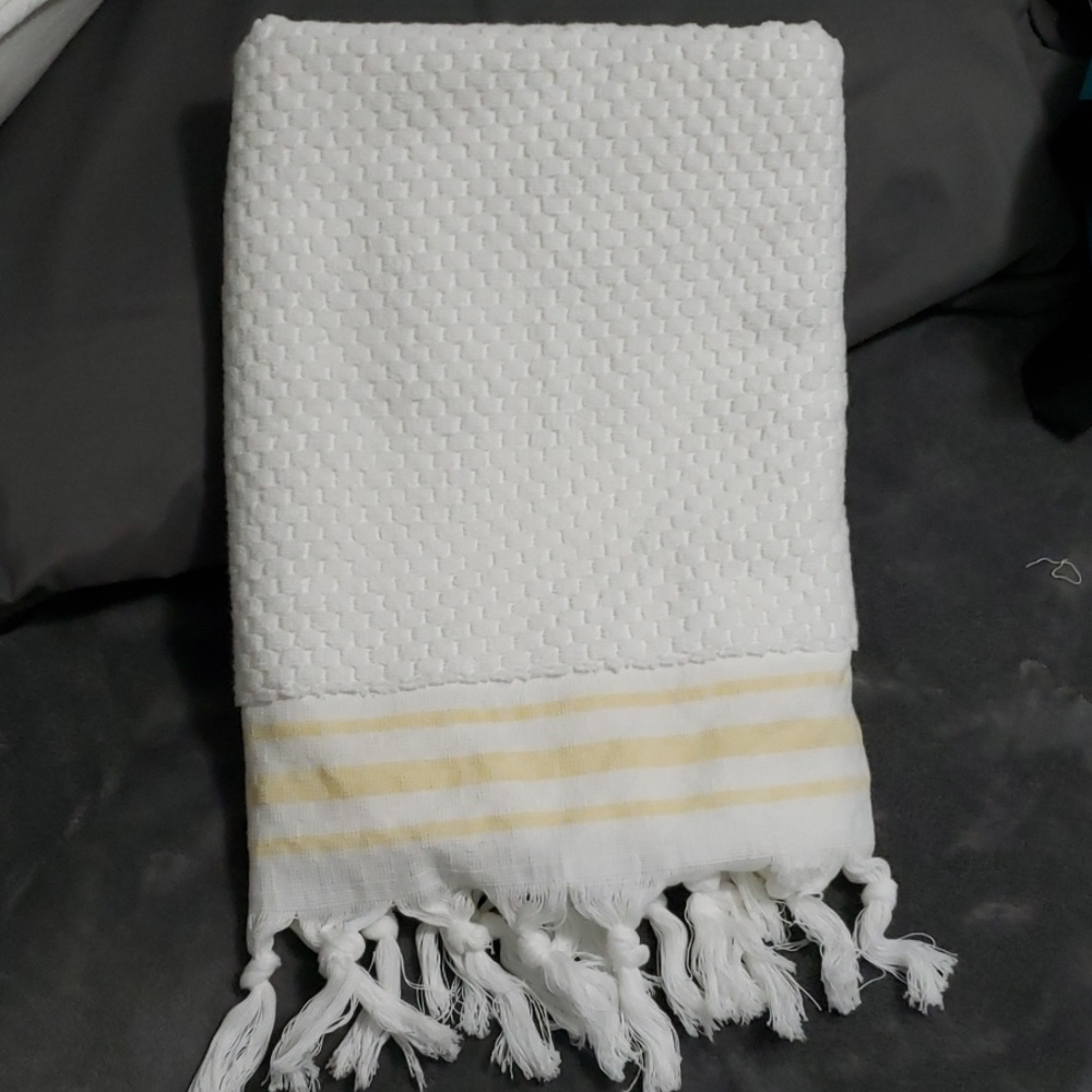 Bath towel